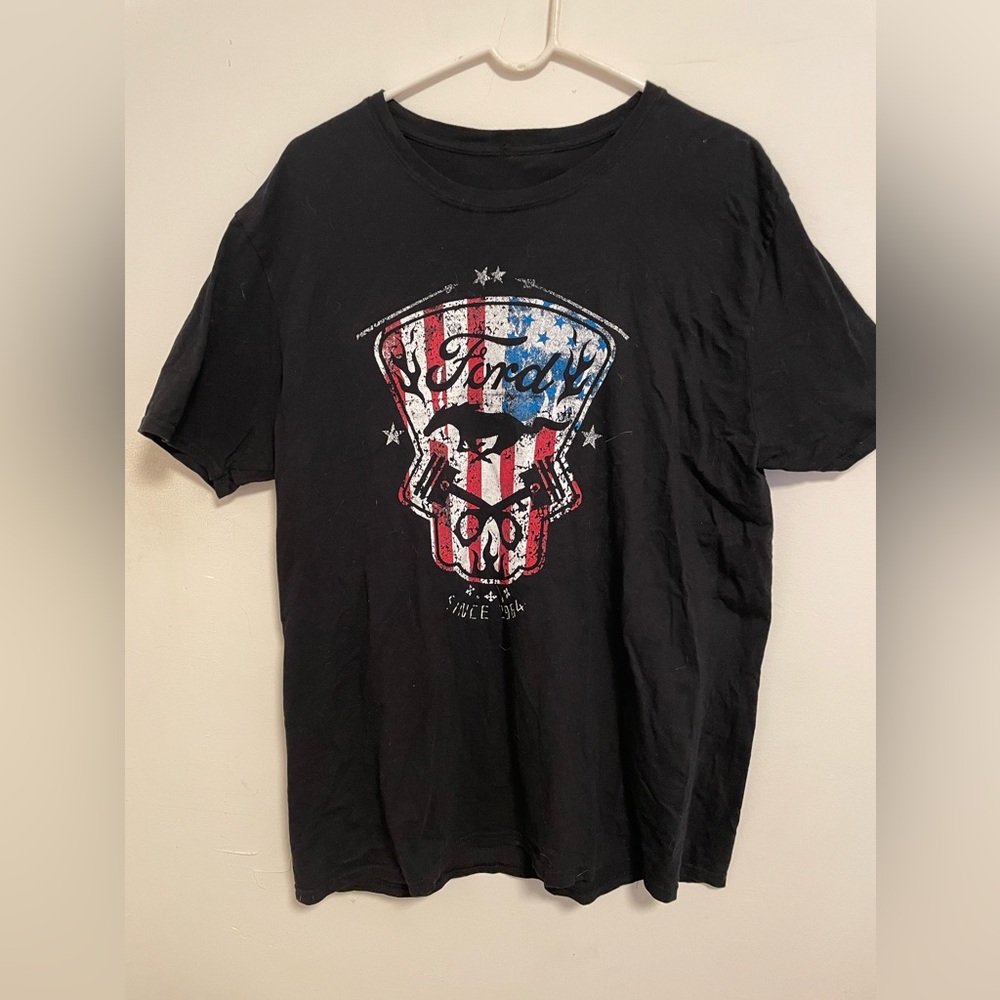 Men’s Ford Mustang tshirt XL by Teeluv. Good condition